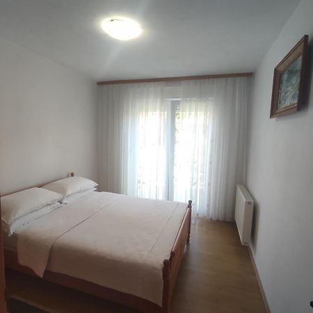 ליבנו Apartman Bor מראה חיצוני תמונה