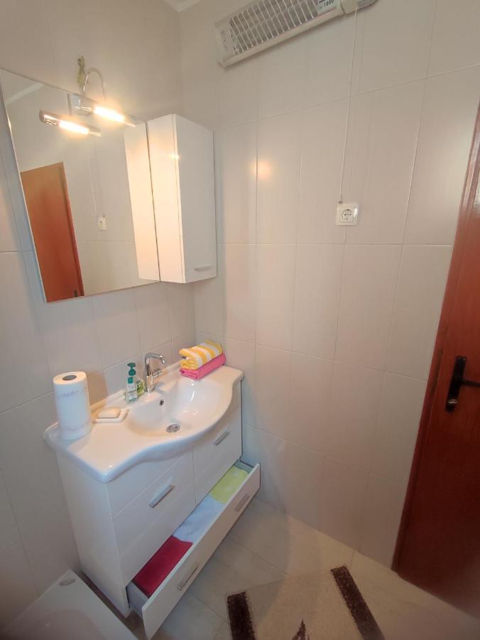 ליבנו Apartman Bor מראה חיצוני תמונה